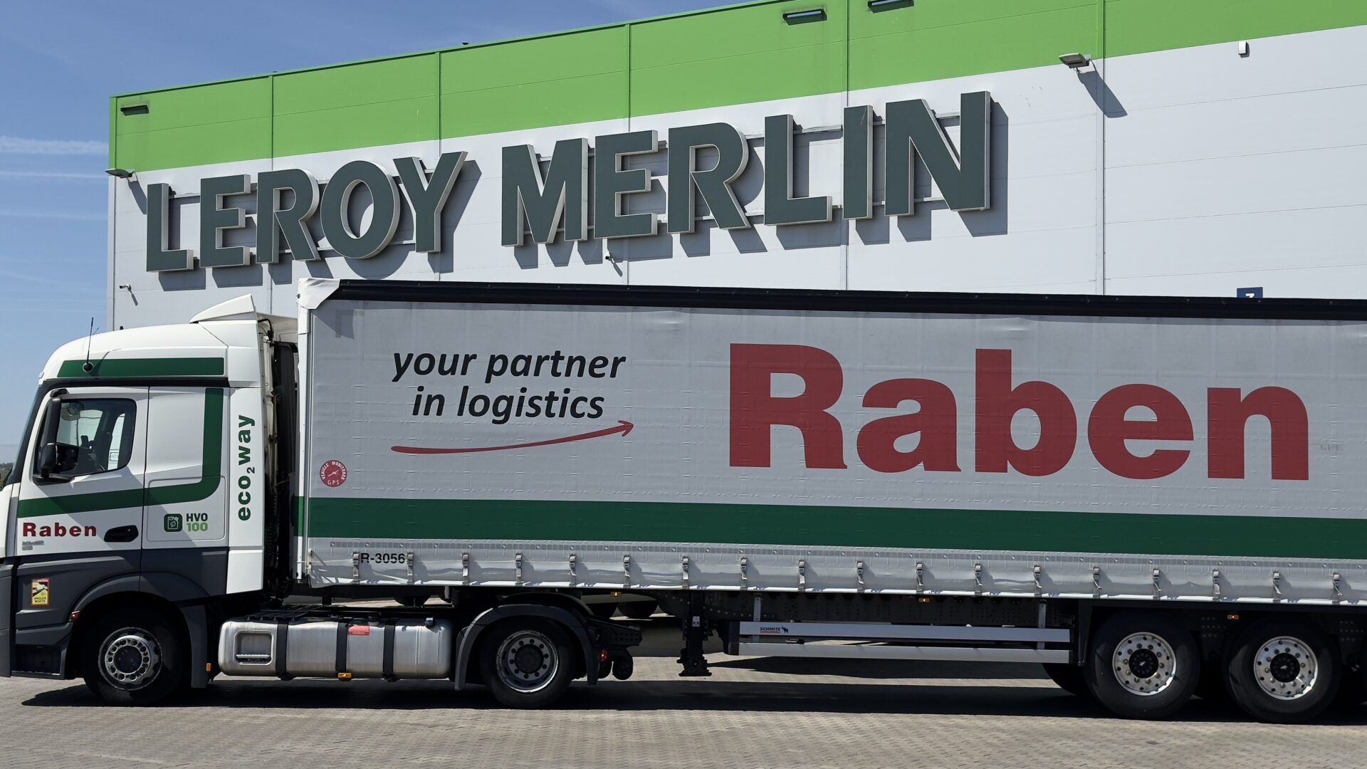 Zdjęcie wpisu: /wp-content/uploads/2025/04/Raben-Transport-i-Leroy-Merlin-Polska-1.jpeg